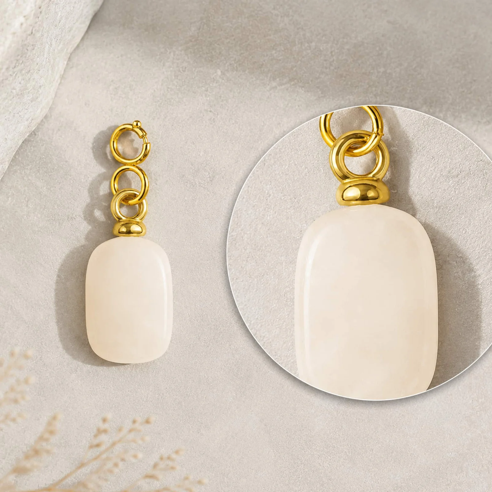 CHARM ACERO DORADO CHAPADO ORO 14 K-CON CIERRE
