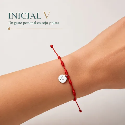 PULSERA 7 NUDOS CON LETRA V COLOR PLATEADO