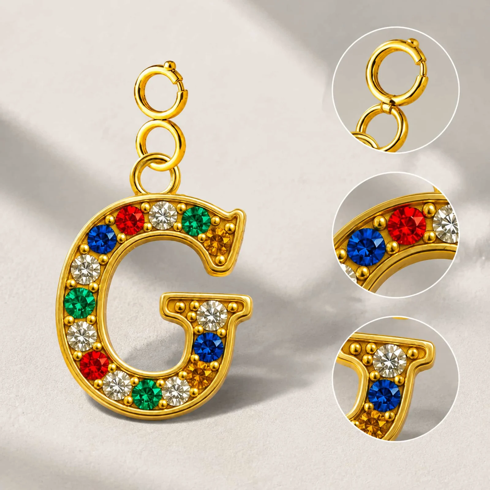 CHARM DE LETRA G ACERO COLOR DORADO CON CIRCONITA-CON CIERRE