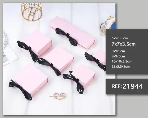 CAJA DE REGALO  7X7X3.5CM